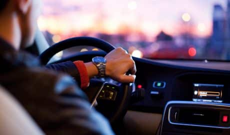 Choisir le bon autoradio : quels critères ?
